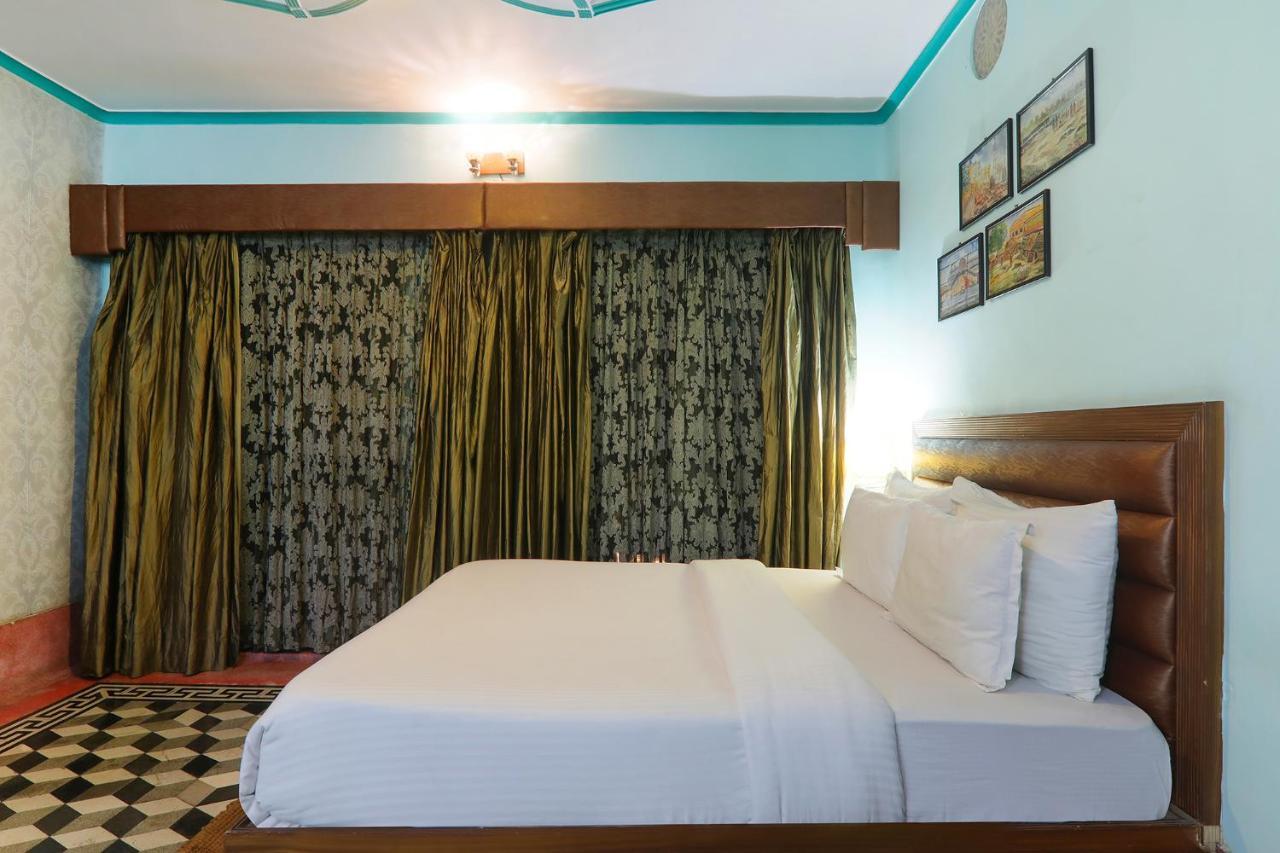 Fabhotel East View Váránaszi Kültér fotó