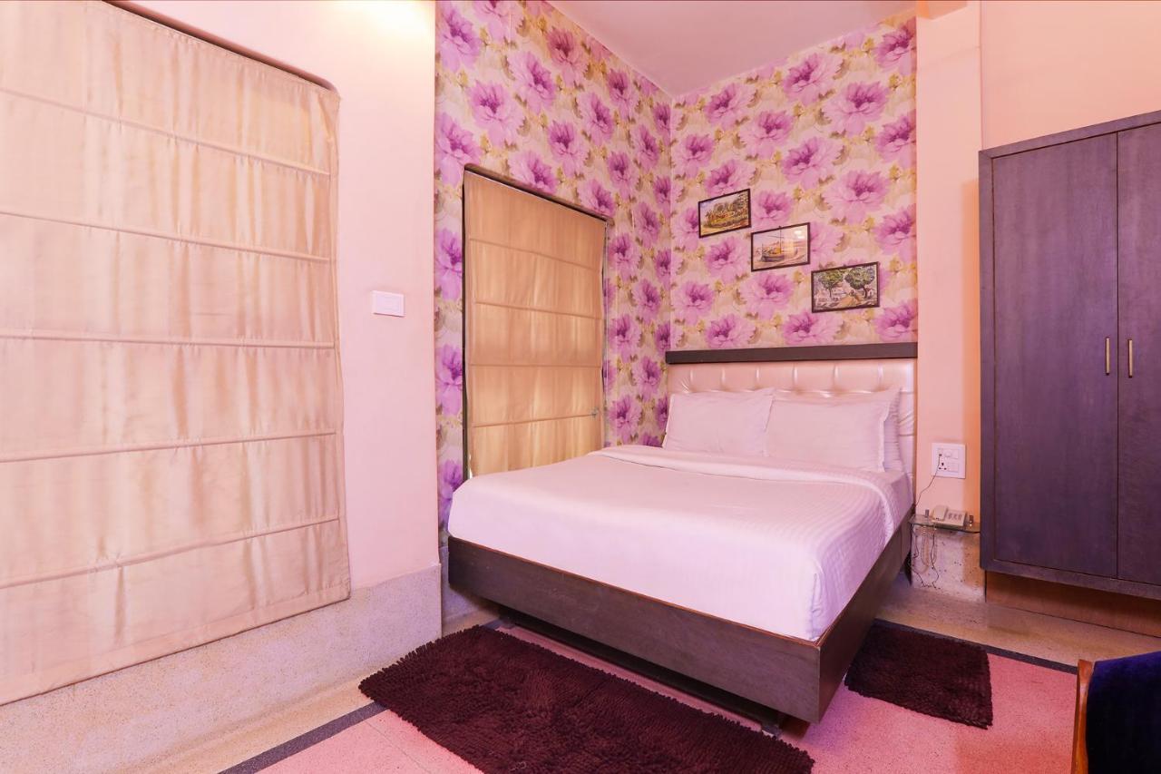 Fabhotel East View Váránaszi Kültér fotó