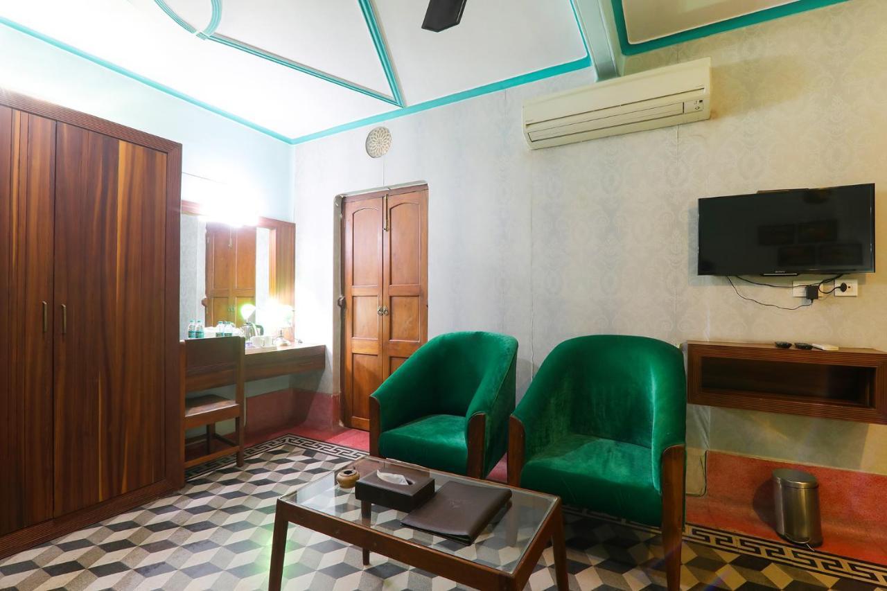Fabhotel East View Váránaszi Kültér fotó