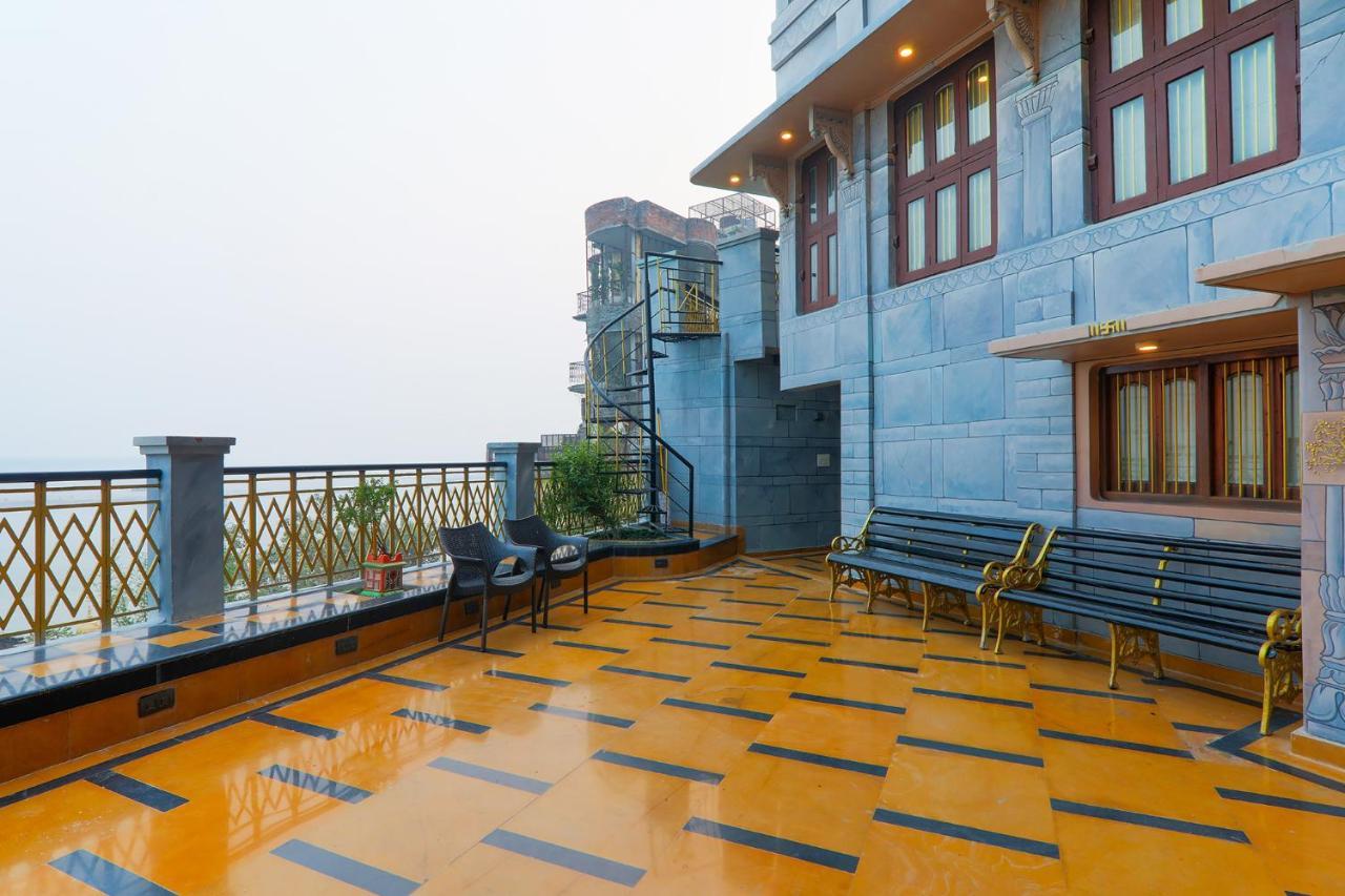 Fabhotel East View Váránaszi Kültér fotó
