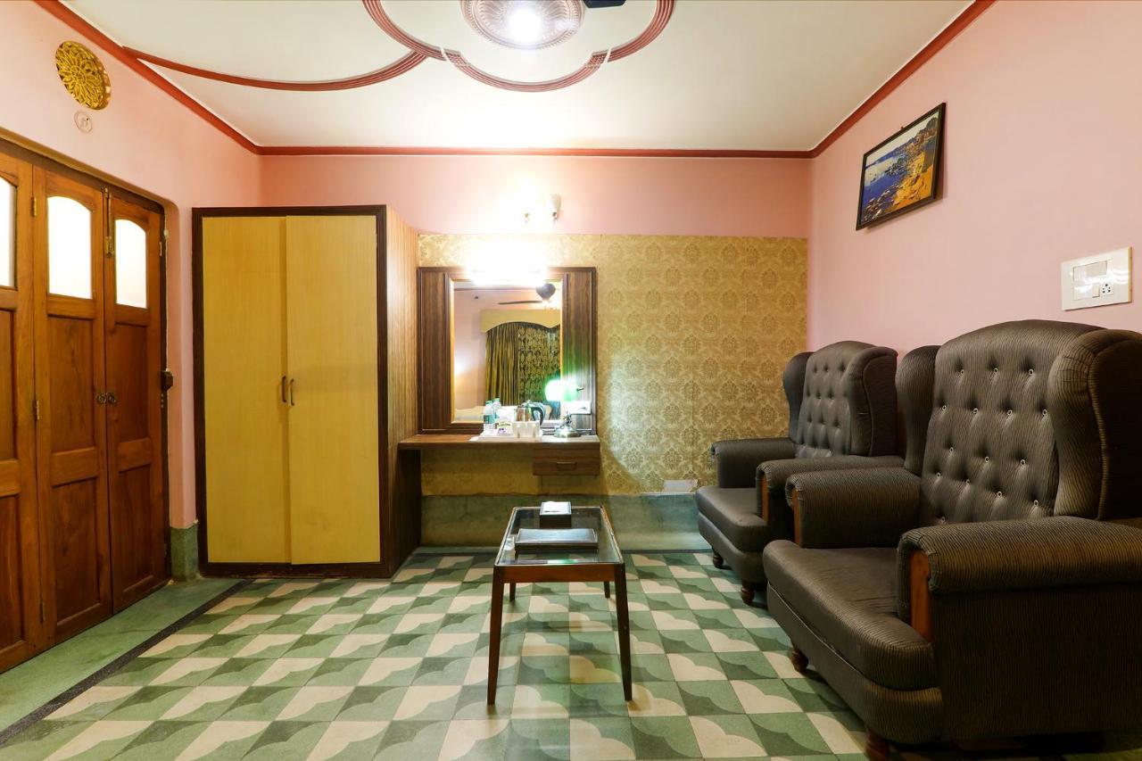 Fabhotel East View Váránaszi Kültér fotó