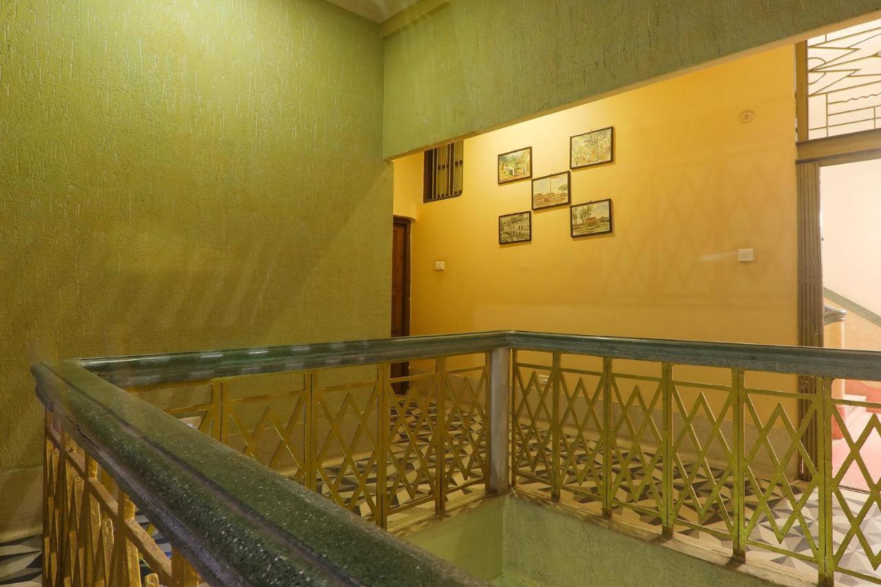 Fabhotel East View Váránaszi Kültér fotó